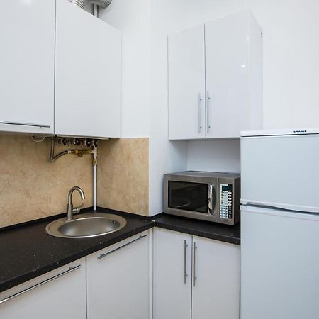 Avangard Kulisha 6B Apart 리비프 외부 사진